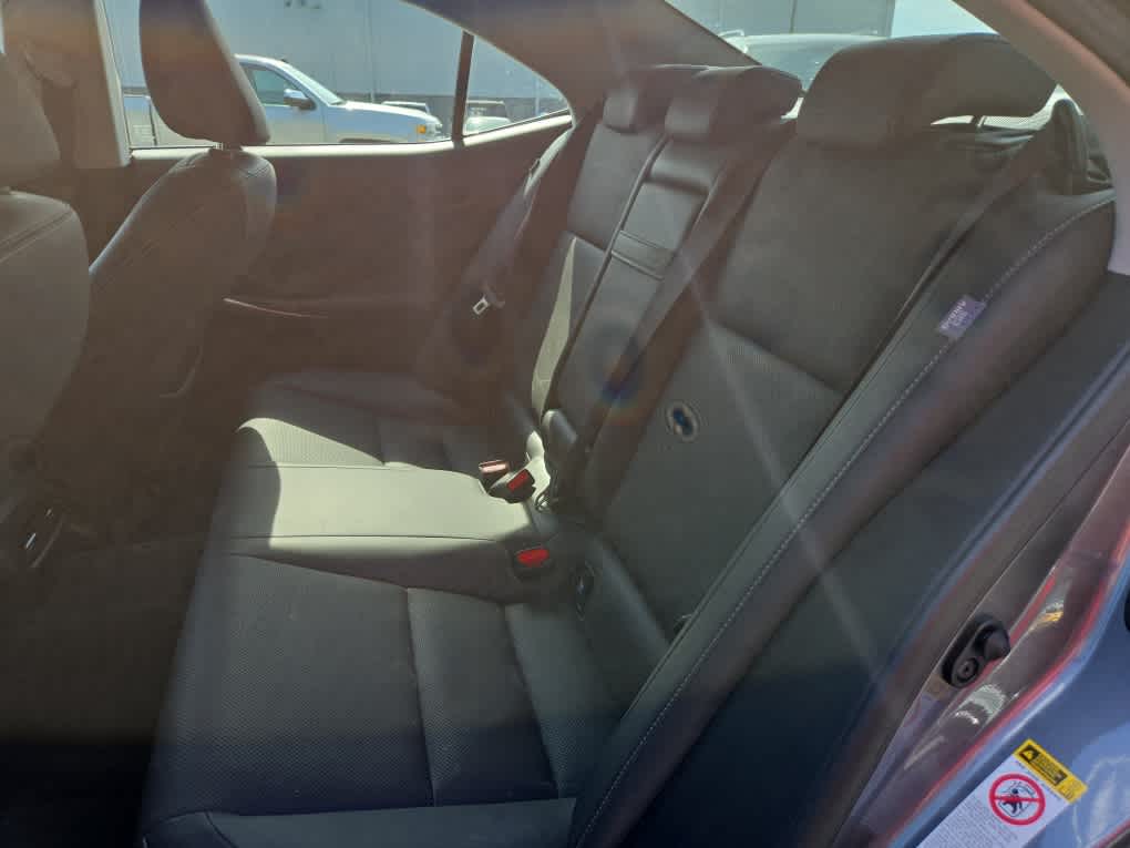 2016 Lexus IS 300 4dr Sdn AWD