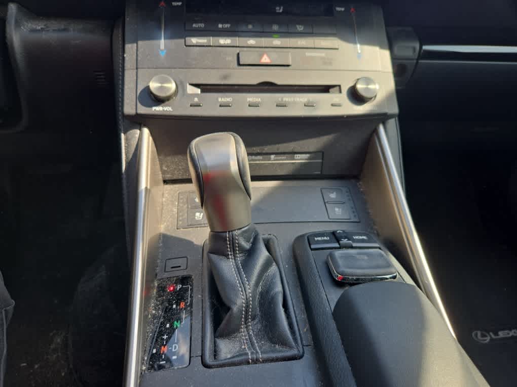 2016 Lexus IS 300 4dr Sdn AWD