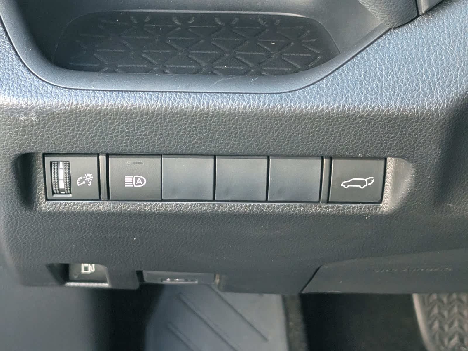 2019 Toyota RAV4 Hybrid XSE