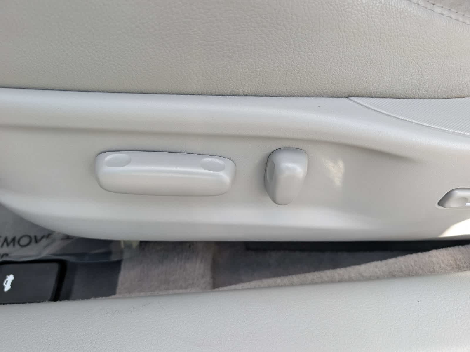 2009 Toyota Camry Hybrid 4dr Sdn (Natl)