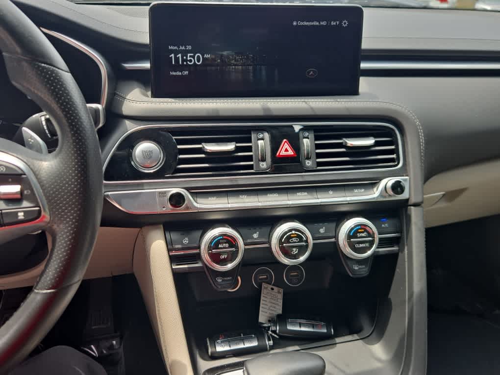 2023 Genesis G70 2.0T