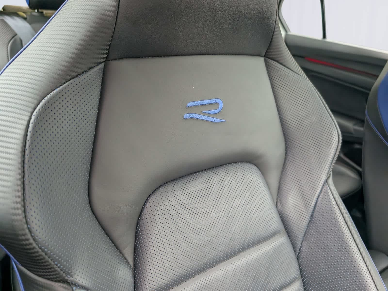 2024 Volkswagen Golf R 2.0T DSG