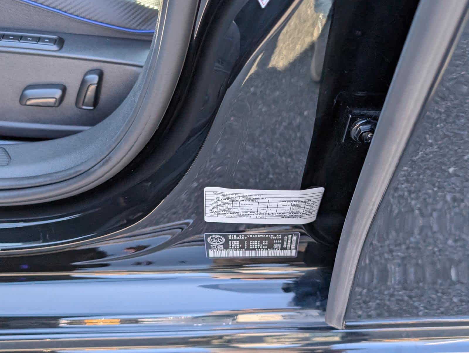 2024 Volkswagen Golf R 2.0T Manual