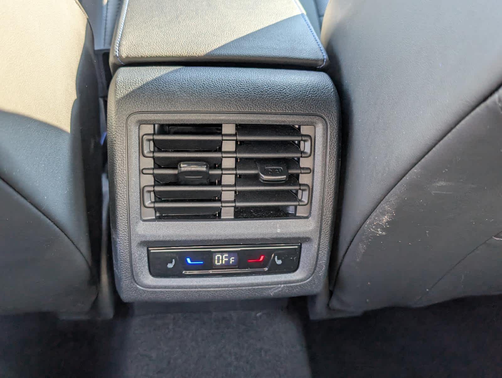 2024 Volkswagen Golf R 2.0T Manual