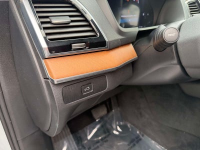 2025 Volvo XC90 Plus