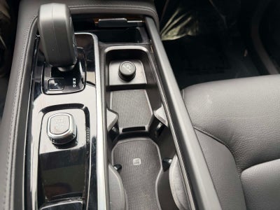 2025 Volvo XC90 Plus