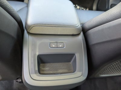 2023 Volvo XC60 Plus Bright Theme