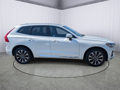 2023 Volvo XC60 Plus Bright Theme
