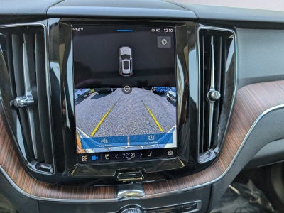 2023 Volvo XC60 Plus Bright Theme